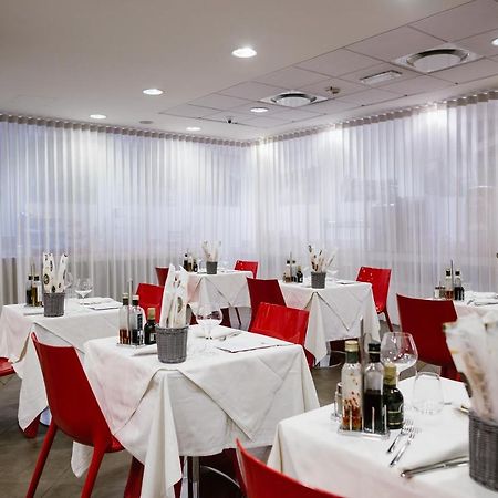 Hotel Motel Prestige Грульяско Екстер'єр фото