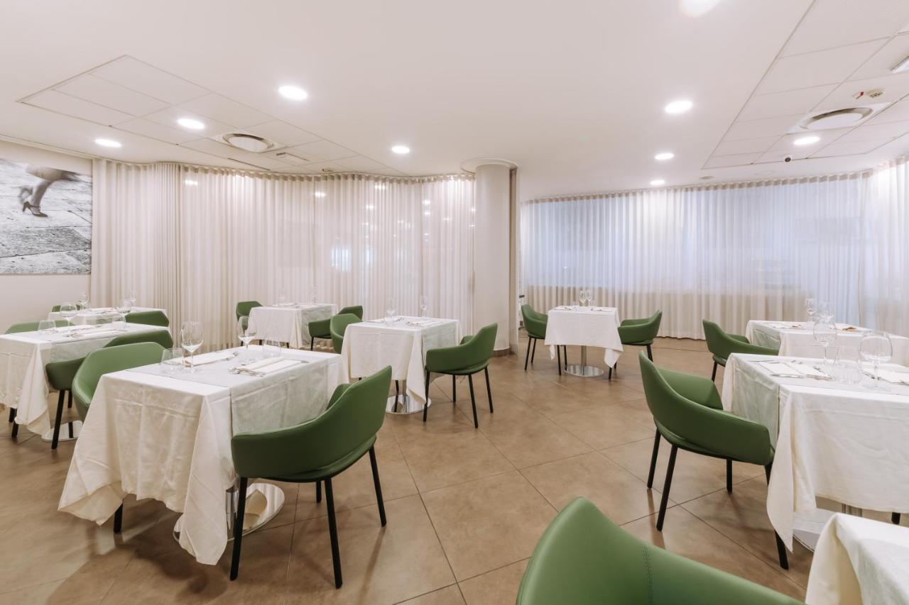Hotel Motel Prestige Грульяско Екстер'єр фото