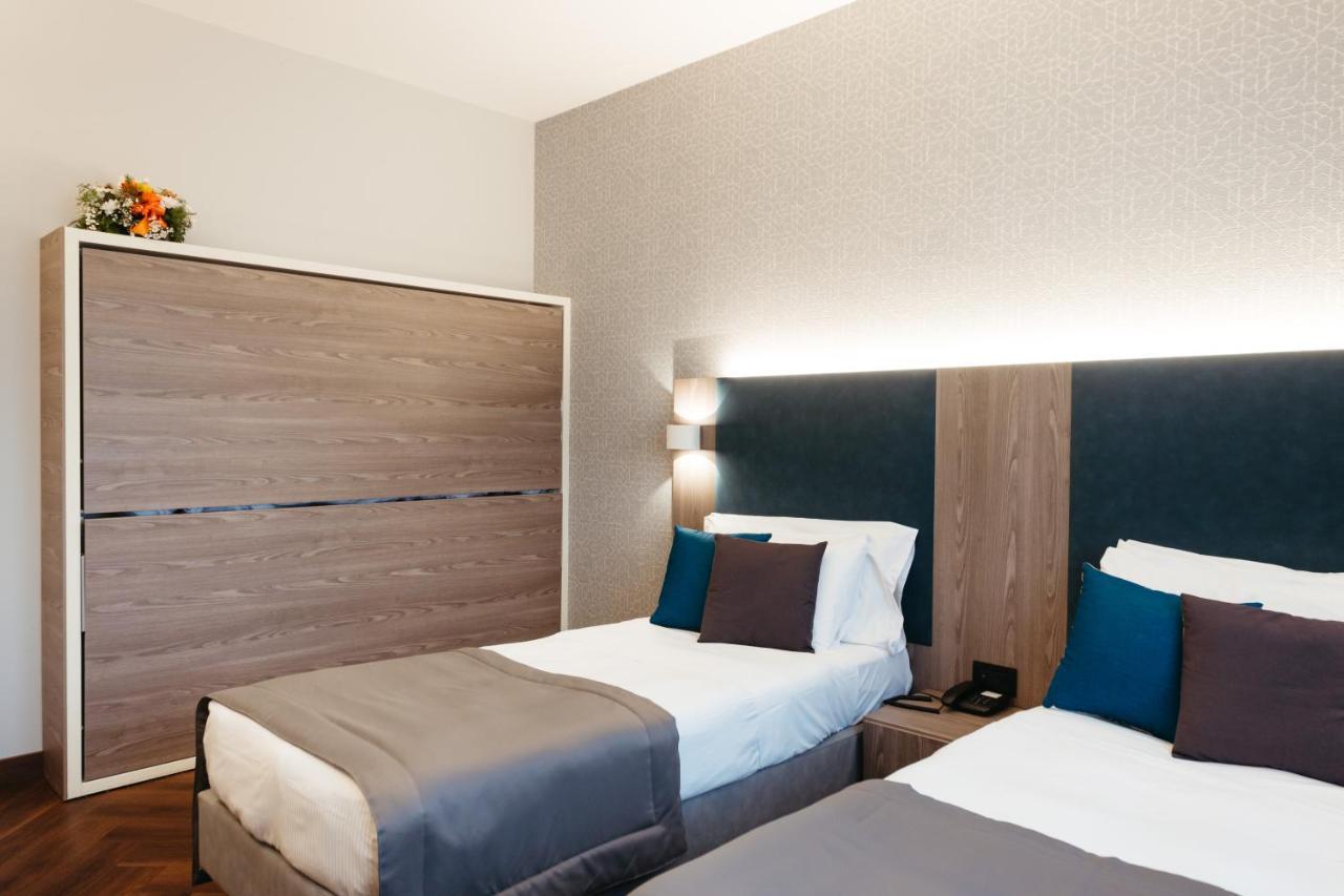 Hotel Motel Prestige Грульяско Екстер'єр фото