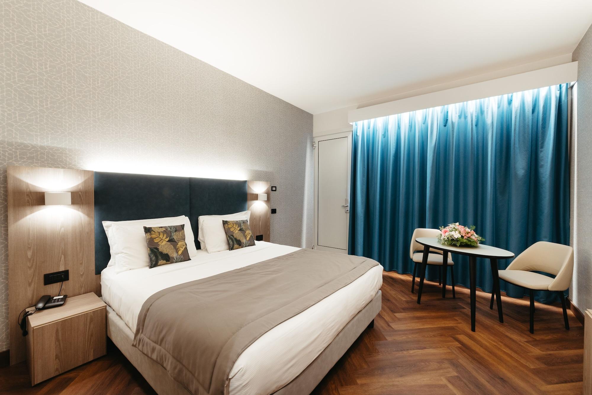 Hotel Motel Prestige Грульяско Екстер'єр фото